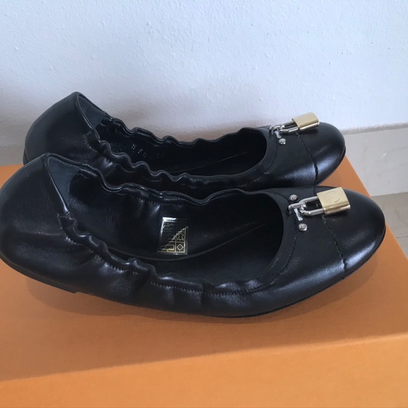 LOuis Vuitton , ballet shoes, size 7, brand new, original, with the box. - Picture 4 of 7